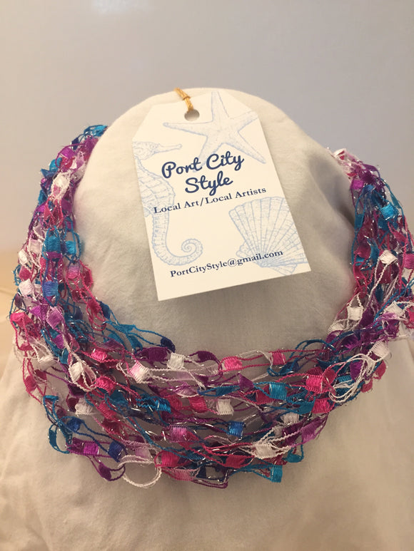 Crochet necklace in pink and blue